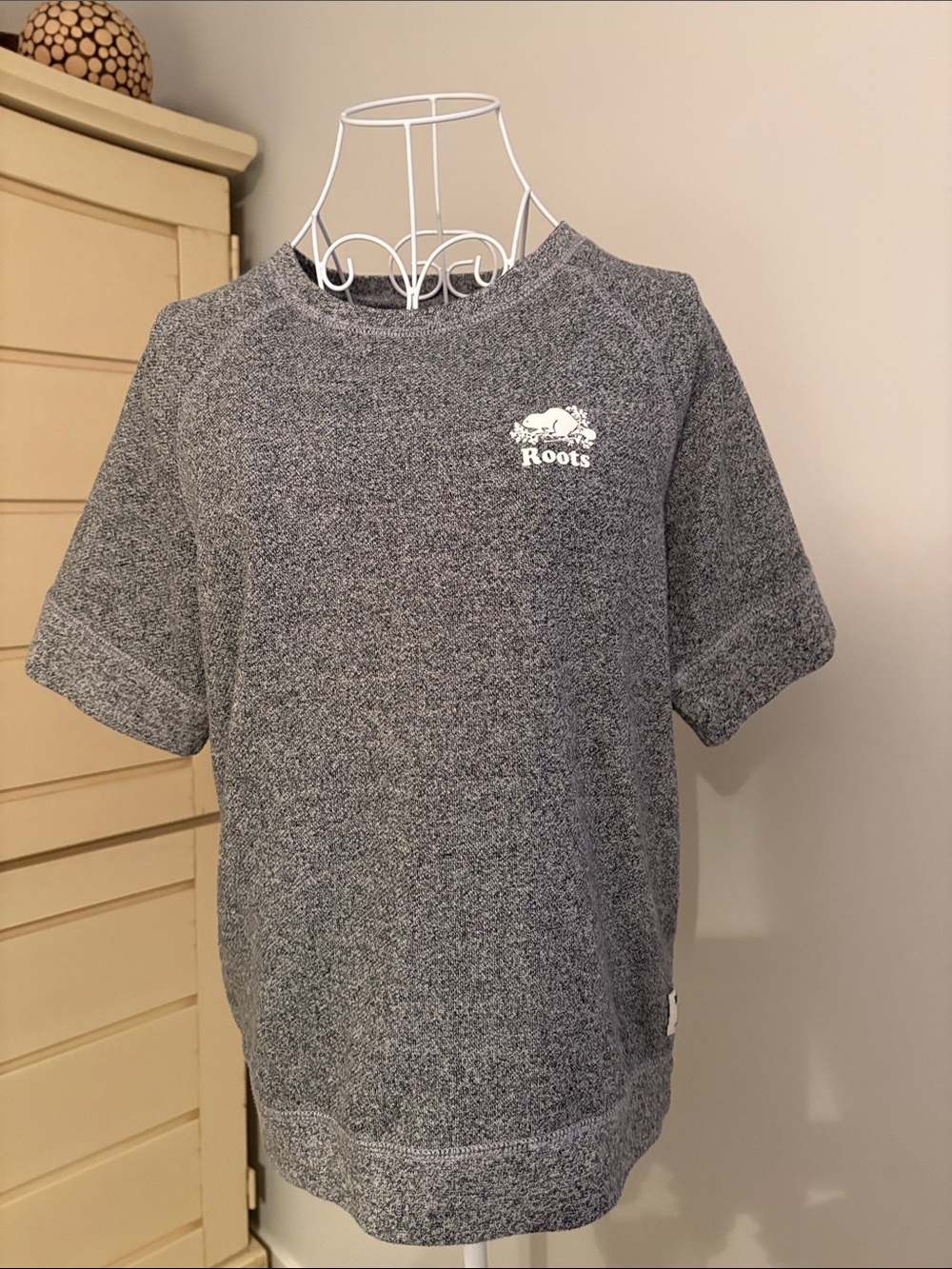 Roots women’s Short-Sleeve Heather Gray Sweatshirt